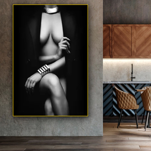 Impresión en Lienzo de Mujer Moderna y Sexy, Póster en Blanco y Negro, Pistola Disparando, Arte Vertical para Pared, <span class=keywords><strong>Pintura</strong></span> para Sala de Estar, Oficina, Decoración del Hogar - Product Image 3