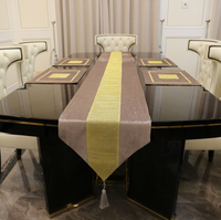 Nappe à glands de style européen Couverture de table décorative en velours Chemin de table en strass de luxe fait à la main