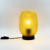 Lampe de table en verre de style nordique, minimaliste et créative, pour chambre à coucher, hôtel, style postmoderne