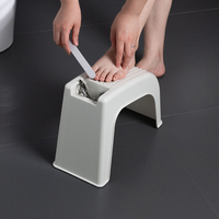 Repose-pieds ergonomique Hore pour pédicure, tabouret empilable en plastique PP avec compartiment de rangement pour salon et maison