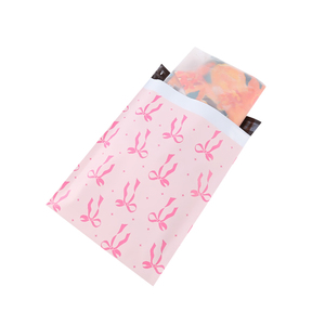 Sac d'expédition rose papillon en stock usine 10x13 pouces avec logo personnalisé et fermeture auto-adhésive robuste - Product Image 5