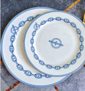 Vajilla de Porcelana Fina de 36 Piezas - Diseño de Cadena Azul Estilo Europeo Apta para Lavavajillas, Regalo Ideal para Mudanza - Product Image 3