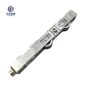 Chine Double roue inférieure longue roue fer porte coulissante poulie fenêtre accessoires porte fenêtre poulie en alliage de Zinc vis en <span class=keywords><strong>aluminium</strong></span> - Product Image 3