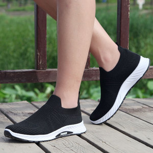 Men's Breathable Anti-Slip <b>Flat</b> Sneakers - Lightweight Cross-Country Casual <b>Shoes</b> for Autumn - Product Image 1