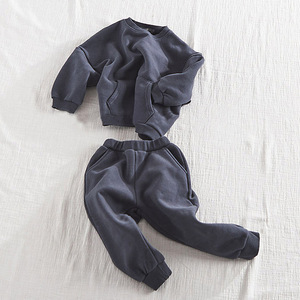 Ensembles d'automne pour enfants et hauts à manches longues en coton d'hiver et pantalons longs Ensemble de vêtements pour garçons - Product Image 4