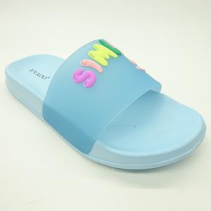 NOVEDAD DE VERANO 2025, <span class=keywords><strong>zapatillas</strong></span> cómodas para niños, precio competitivo y calidad, parte superior de PU y suela de PU para interiores y exteriores - Product Image 3