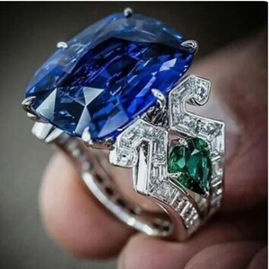 Anello Vintage con Gemma Blu a Forma di Cuore per Donne, Elegante Gioiello da Dito - Product Image 3