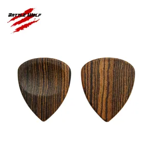 2,4-2,8mm 100% Holz Fabrik preis Hochwertige leere Großhandel Holz gitarren Picks Support Custom
