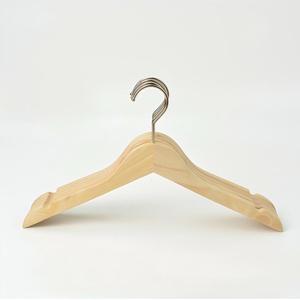 Cintres de luxe en bois pour fabricants, vente en gros, personnalisables avec logo, antidérapants, pour pantalons d'adultes et de femmes - Product Image 2