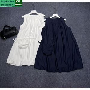 Damen Freizeit-Set: Ärmellose Kapuzenweste mit Reißverschluss und elastische, weit geschnittene Cropped-Hose – Einfarbiges Co-Ord-Outfit für Damen - Product Image 2