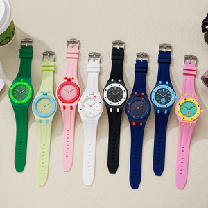 Kit de montres en silicone multicolores Royal Pop en gros avec cadran octogonal, montre-bracelet avec pendentif, coque détachable et boîte cadeau - Product Image 2