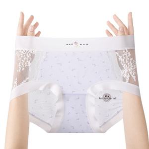 Meilleures ventes d'usine ODM Culottes sans couture ultra-fines en soie glacée taille mi-haute respirantes en dentelle tricotée grandes tailles Vente en gros - Product Image 6