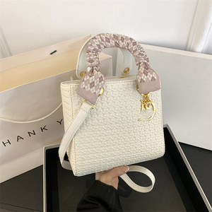 Thời trang của phụ nữ cao cấp Khăn lụa dệt tay cầm Túi Crossbody, phụ nữ đi ra khỏi các phụ kiện không thể thiếu - Product Image 5