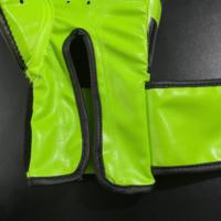 Gants de boxe de compétition en cuir exquis avec logo personnalisé 2024 pour la boxe sportive et la maîtrise des réflexes