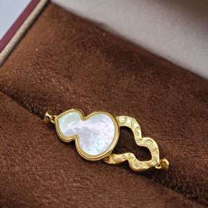 Joyería UM, Botón de Perla de Nácar en Forma de Calabaza, Plata 925 y Oro, Venta al por Mayor, Unisex, para Hombre y Mujer, Uso Diario, Combina con Todo - Product Image 4