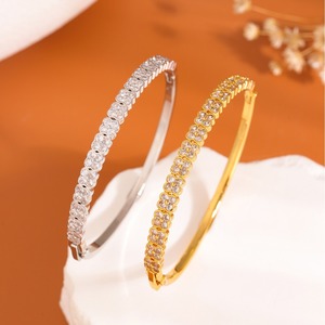 European American Style Zircon <b>Bracelet</b> Flower Pattern Bezel Setting Women's Jewelry Gift 14K Gold <b>White</b> K Zinc Alloy - Product Image 4