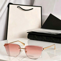Lunettes de soleil unisexes carrées rouges à monture intégrale avec verres dégradés, légères et tendance, protection UV400 pour la plage et les activités de plein air