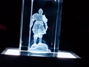 Lazer Máy in ảnh <span class=keywords><strong>3D</strong></span> <span class=keywords><strong>laser</strong></span> bên trong tinh thể dưới bề mặt khối Máy khắc giá cho tinh thể - Product Image 6