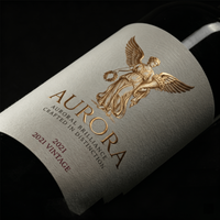 Étiquettes de vin haut de gamme avec estampage à chaud en feuille d'or, impression offset UV sélective pour l'emballage de spiritueux de luxe (whisky)