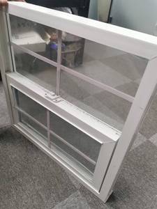 Fenêtres coulissantes verticales à guillotine en vinyle UPVC de fabrication chinoise, prêtes à l'emploi, avec joints d'étanchéité A+ résistants aux intempéries - Product Image 3