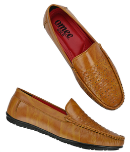 Mocassins décontractés confortables pour hommes, couleur beige, design à enfiler, matériau synthétique, bout rond, chaussures légères pour le bureau et l'usage quotidien - Product Image 3