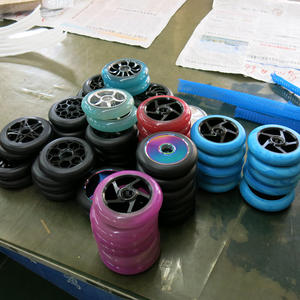 专业儿童耐用数控极限滑板车合金芯110毫米车轮中国工厂批发 - Product Image 6