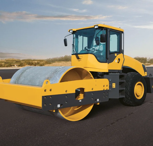 <span class=keywords><strong>Rodillo</strong></span> <span class=keywords><strong>de</strong></span> carretera RS7120 eficiente <span class=keywords><strong>de</strong></span> 12 toneladas para <span class=keywords><strong>alquiler</strong></span> o venta, perfecto para proyectos <span class=keywords><strong>de</strong></span> mantenimiento <span class=keywords><strong>de</strong></span> carreteras y compactación <span class=keywords><strong>de</strong></span> suelos - Product Image 4