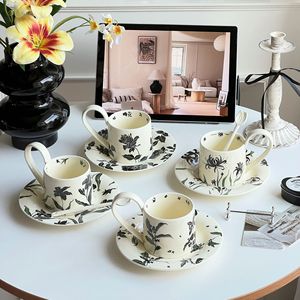 Lelyi Ensemble de tasses à café et d'assiettes en céramique exquise vintage pour le thé de l'après-midi Sens artistique haut de gamme pour la rentrée scolaire - Product Image 1