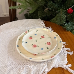 8 Inch Hand-<b>Drawn</b> Colorful <b>Art</b> Design Ceramic Dinner Plate Eco-Friendly Red Rose Porcelain Dishes Gift for Girls Plant Pattern - Product Image 2