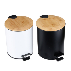 Vendita calda ufficio hotel cucina immondizia 3L 5L coperchio in <span class=keywords><strong>legno</strong></span> di bambù pedale in acciaio pattumiera - Product Image 1