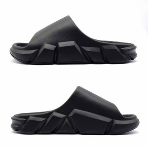 Border New Indoor/Outdoor Beach Sandals Parejas Chanclas con plataforma para hombres Suave y antideslizante al por mayor para mujeres - Product Image 2
