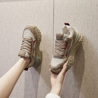 Nouvelles chaussures de sport en mesh à semelle épaisse pour hommes, style printemps-automne, bout rond, lacets, décontractées