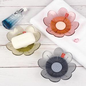Modern design home goods flower shape plastic soap case bath tray soap plastic soap tray dishes