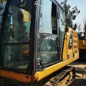 รถขุดตีนตะขาบมือสอง Cat320GC ขนาด 20 ตัน ยี่ห้อ Good Health Made in Japan รุ่นดั้งเดิม ที่เซี่ยงไฮ้ - Product Image 4