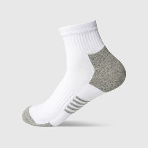 Vente en gros d'usine Chaussettes de sport en coton de qualité pour hommes Chaussettes d'absorption de la sueur imprimées avec logo personnalisé Chaussettes d'absorption des chocs imprimées pour jeunes - Product Image 3