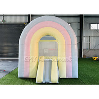 Articles de location pour fêtes : Château gonflable professionnel arc-en-ciel, structure de saut pastel avec toboggan