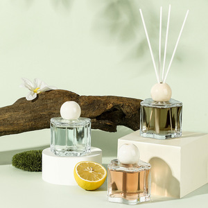 ชุดตัวกระจายกลิ่นหอมไร้เปลวไฟขนาด120มล. ทันสมัยสุดหรูน้ำมันหอมระเหยก้านกกสำหรับการกระจายความหอมยาวนานในห้องนอนบ้านและโรงแรม - Product Image 4