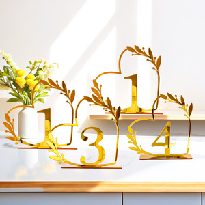 Numéro <span class=keywords><strong>de</strong></span> table moderne en or, panneau <span class=keywords><strong>de</strong></span> nom <span class=keywords><strong>de</strong></span> personne, carte <span class=keywords><strong>de</strong></span> place, <span class=keywords><strong>décoration</strong></span> <span class=keywords><strong>de</strong></span> table en acrylique pour mariage, anniversaire, fête - Product Image 5