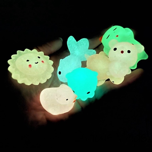 Animaux personnalisés qui brillent dans le noir, petits jouets en PVC - Product Image 3