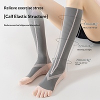 Chaussettes de yoga et de Pilates professionnelles pour femmes - Chaussettes tricotées antidérapantes mi-mollet ODM pour le cyclisme, la course à pied, le sport et le fitness, à cinq doigts