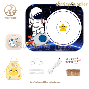 Rueda de cerámica completa para estudio de artista DIY, máquina de fabricación de arcilla de plástico estilo astronauta para cerámica educativa para niños - Product Image 2