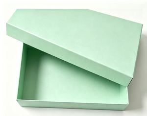 Caja de Regalo Rígida Cuadrada Verde Menta con Forro de Cartón para Manualidades y Empaque - Product Image 3