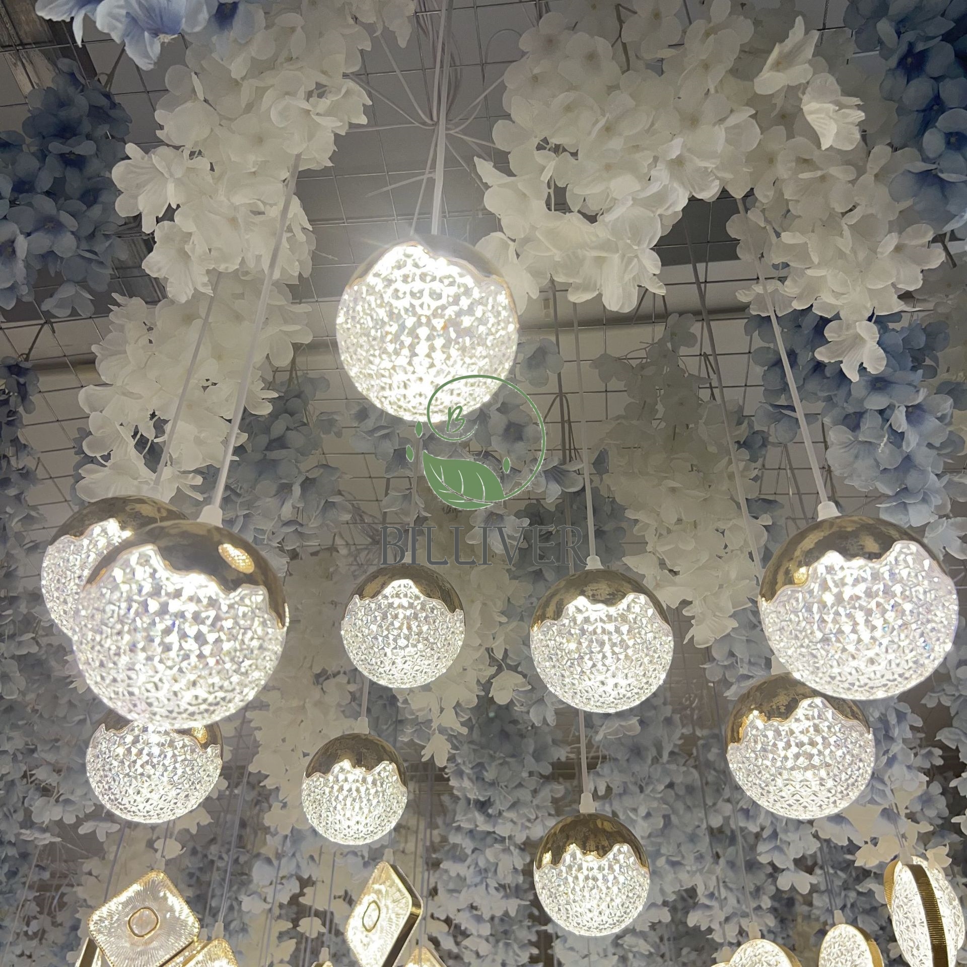 10 têtes boule de flocon de neige lustres doré lumière chaude