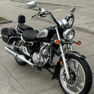 Motocicleta Deportiva Retro <span class=keywords><strong>Usada</strong></span> CF Yueku GZ150 Suzuki1 Storm Prince - Escape Cromado, Manillar Grande, Cómoda para Desplazamientos, China - Product Image 1