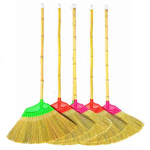 Balai écologique à manche en bambou, poils en herbe, tête en matériau végétal naturel, fibres naturelles moyennes, durable, pour usage domestique sur sols, 45 pouces - Product Image 1