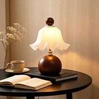 Lampe de chevet vintage de style européen avec chargeur USB tactile, veilleuse florale, lampe de table d'ambiance pour bureau et décoration intérieure