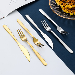 Ensemble couteau et fourchette à gâteau de lune en acier inoxydable 304, fourchette à fruits créative plaquée or à 2 dents, ensemble de fourchettes à dessert occidentales à 3 dents - Product Image 2
