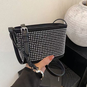 Sparkling Diamond Decor Bucket Bag Bolso de mano y bandolera de cuero PU para mujer - Product Image 2