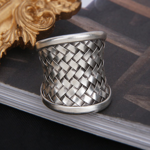 Anello Intrecciato a Mano in Stile Thai per Uomo e Donna, Anello Vintage in Argento S925, Anello Esagerato da Matrimonio, Gioielleria Raffinata - Product Image 2
