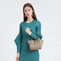 Bolsa Feminina Vintage de Ombro Estilo Cesta 2026 Nova Bolsa de Inverno Multifuncional Transversal
